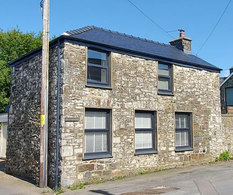 The Old Coach House * Aberaeron
